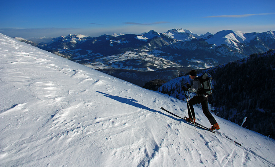 #1 Tête de l Tête de l'Ecutieux : Au dessus du col du Môle.