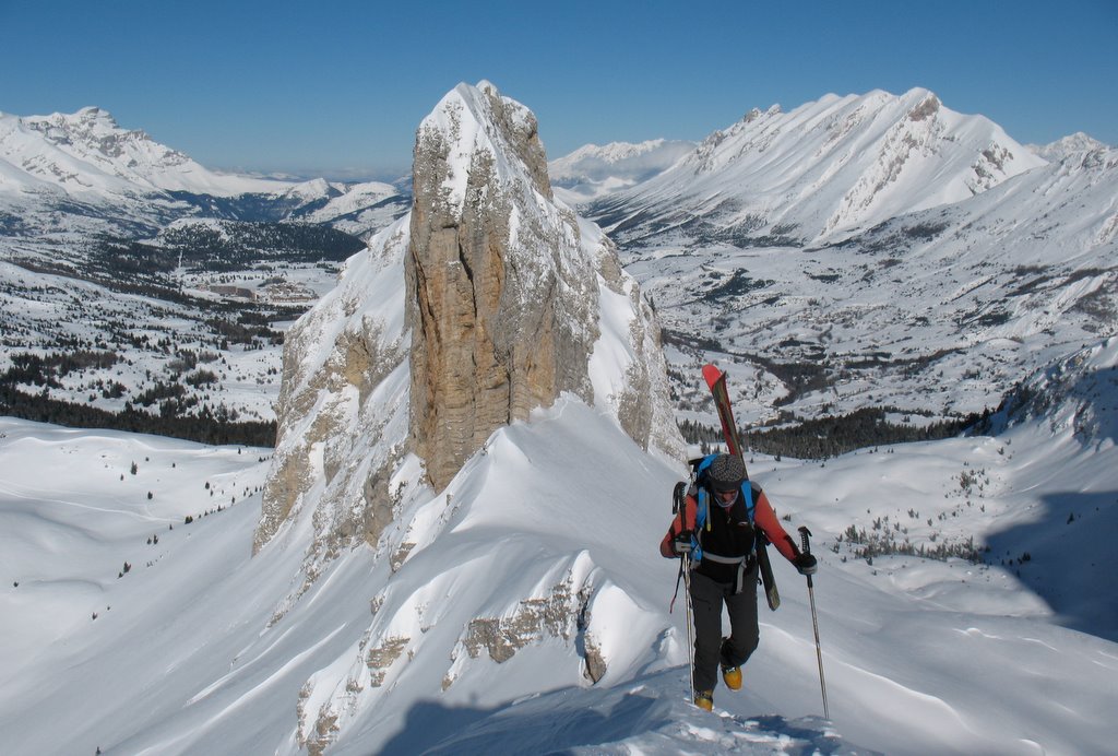 #6 L L'arête, sous le Pt 2019m
