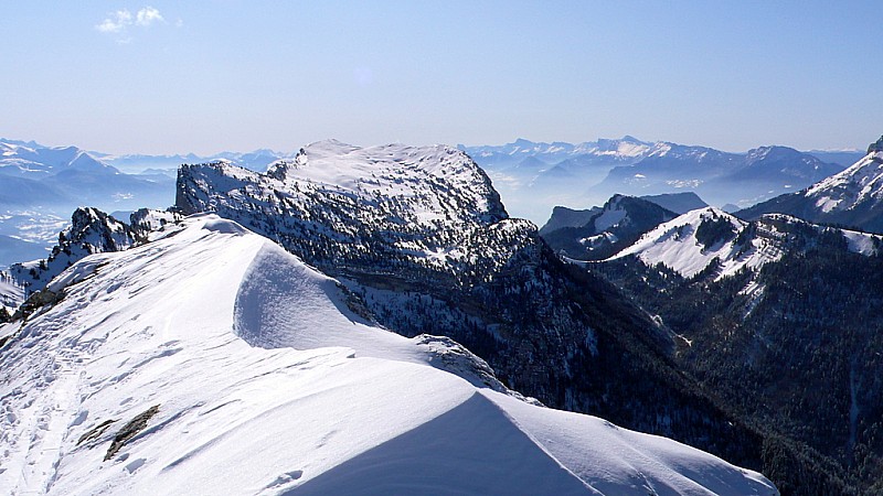 #3 Sommet des Lances, pointe N : le soleil compense le grand froid... pas de vent Sommet des Lances, pointe N : le soleil compense le grand froid... pas de vent