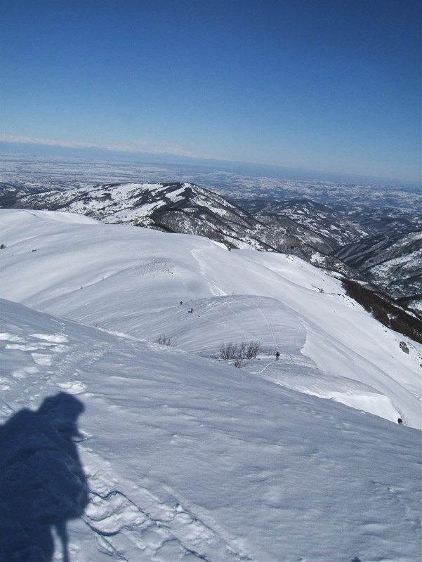 #5 Baussetti : Mes coéquipier trouve la crête longue. Vue du sommet. Baussetti : Mes coéquipier trouve la crête longue. Vue du sommet.