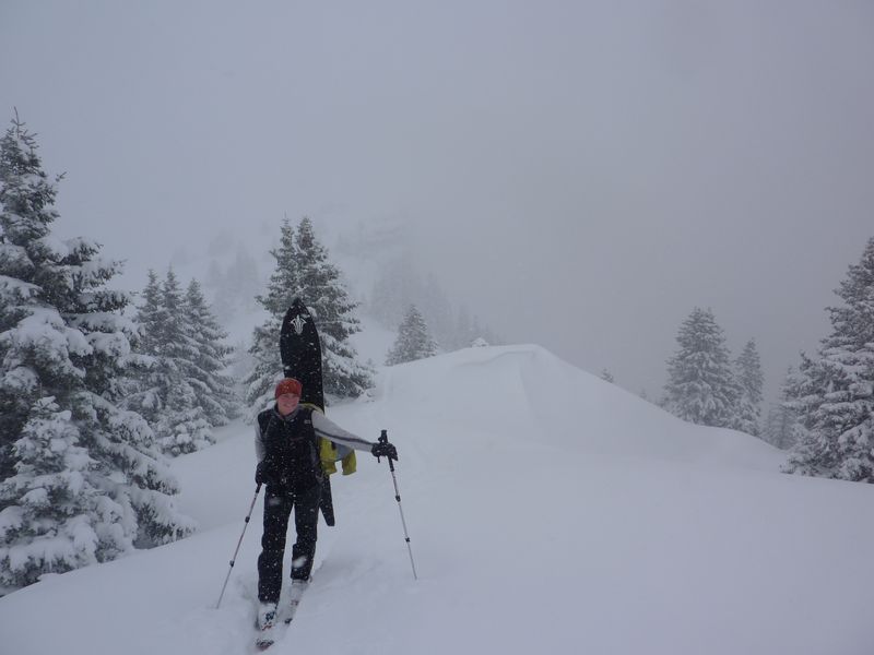 #2 Crête de Pravouta : Ça a un poil corniché là-haut. Crête de Pravouta : Ça a un poil corniché là-haut.
