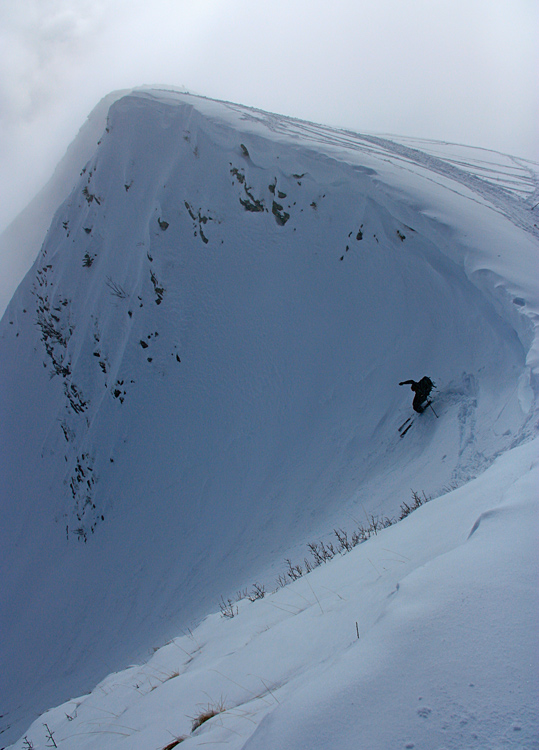 #12 Sulens : Pïerre au départ du couloir Est. Sulens : Pïerre au départ du couloir Est.