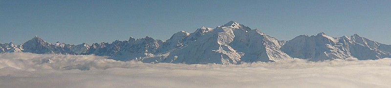 #4 Mont-Blanc : Magnifique panorama sur le Massif du Mont-Blanc Mont-Blanc : Magnifique panorama sur le Massif du Mont-Blanc