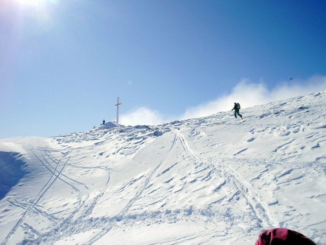 #7 La croix : Le vent souffle fort! La croix : Le vent souffle fort!