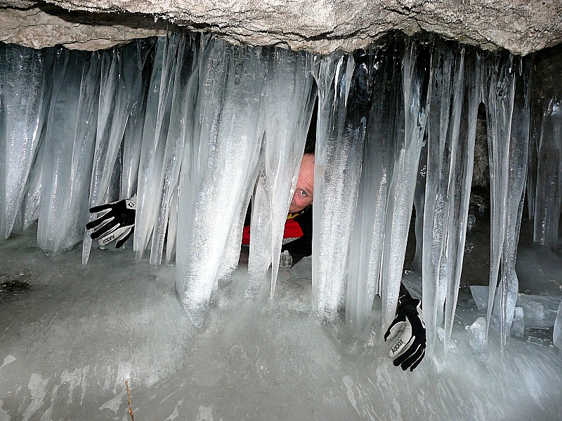 #5 grotte glacée : Avalé par le monstre de la dent des portes... grotte glacée : Avalé par le monstre de la dent des portes...