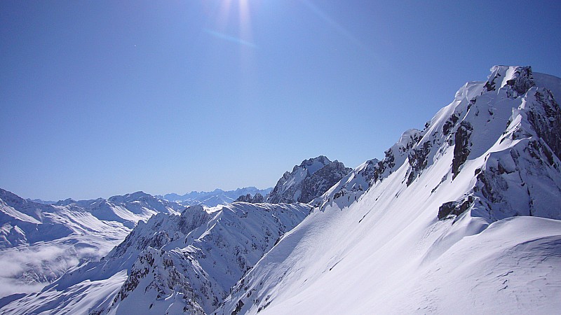 #7 Massif de la Lauzière : Depuis le col de Montartier, un paysage grandiose Massif de la Lauzière : Depuis le col de Montartier, un paysage grandiose
