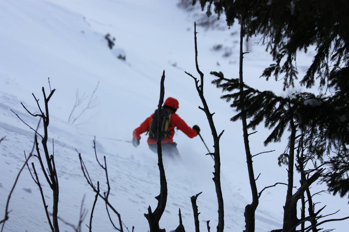 #3 descente1 : Sous le petit collet à l descente1 : Sous le petit collet à l'aplomb de la croupe ... c'est largeeeeeeeeeee