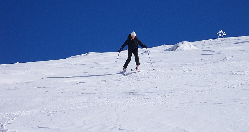 #9 Entre les plaques de glaces : Qqs "bandes" de neige soufflée... Vraiment pas facile, et piégeur! Entre les plaques de glaces : Qqs "bandes" de neige soufflée... Vraiment pas facile, et piégeur!