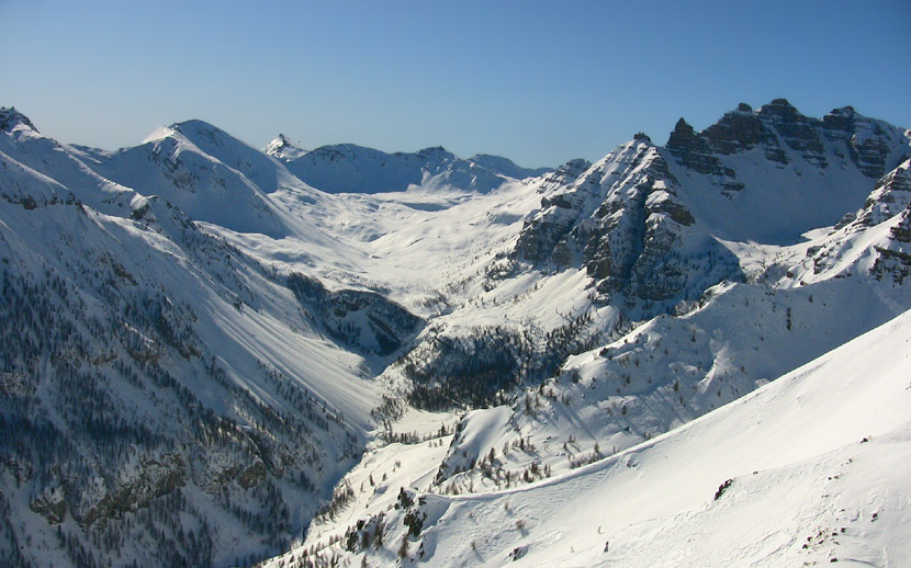 Haut vallon de Gialorgue, de G à D, Cimes de Bolofré, de Pal, de Gialorgue et groupe Fort Carra 