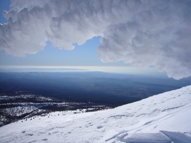 Re-sommet : Vue sur les plaines du Vaucluse (photo Santa)