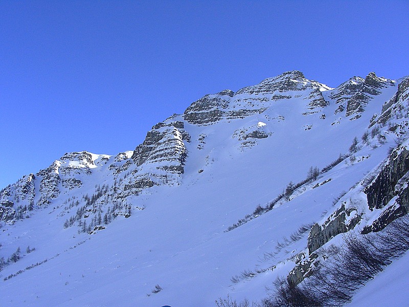 #12 pain de sucre : Le Pain de Sucre et ses beaux couloirs Nord (mais dangereux!) pain de sucre : Le Pain de Sucre et ses beaux couloirs Nord (mais dangereux!)