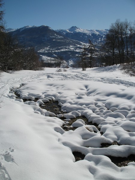 #10 vers 1350m : ça manque un peu vers 1350m : ça manque un peu