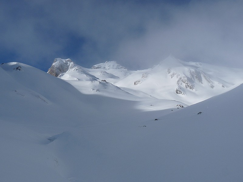 #2 Saoubiste : Vallon de Saoubiste, au fond l Saoubiste : Vallon de Saoubiste, au fond l'Ossau, à gauche le Saoubiste