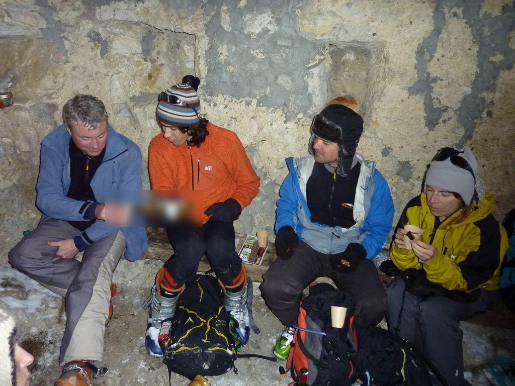 #4 Conflit generationnel : notre mediateur Mr N. vient de souder une nouvelle amitié.... Conflit generationnel : notre mediateur Mr N. vient de souder une nouvelle amitié....