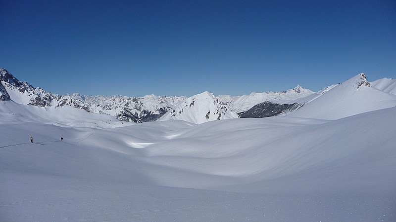 #5 Le plat sous le col girardin : douce montée Le plat sous le col girardin : douce montée
