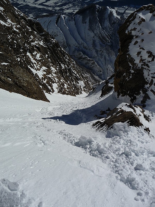 #2 rochers de l rochers de l'arpette : l'entrée du couloir, tracé par éric et max !