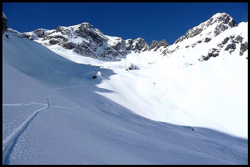 #9 La combe vierge de traces, que du bonheur ! La combe vierge de traces, que du bonheur !