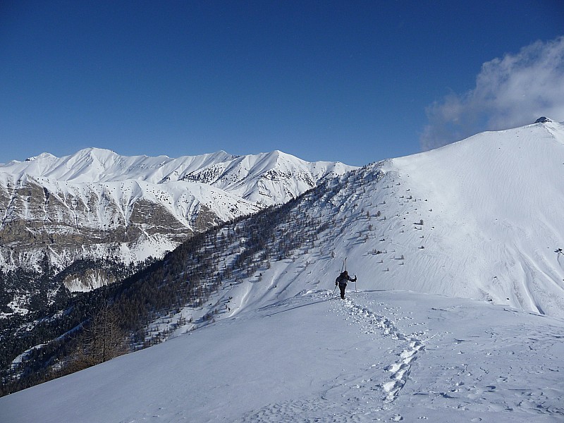 #5 Montagne de boule : portage car l Montagne de boule : portage car l'arete Est complètement soufflée, puis repeautage jusqu'au sommet