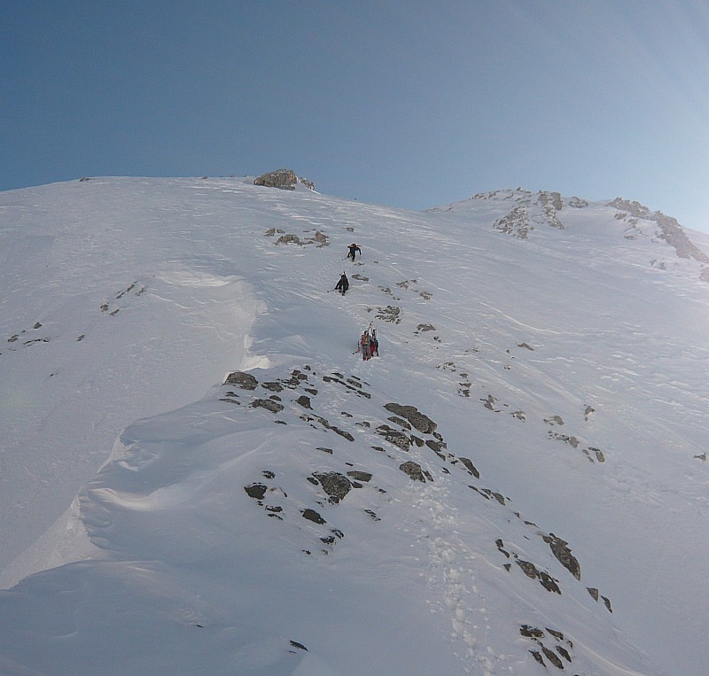 #3 Etale : Peu de neige sur le haut, c Etale : Peu de neige sur le haut, c'est très soufflée