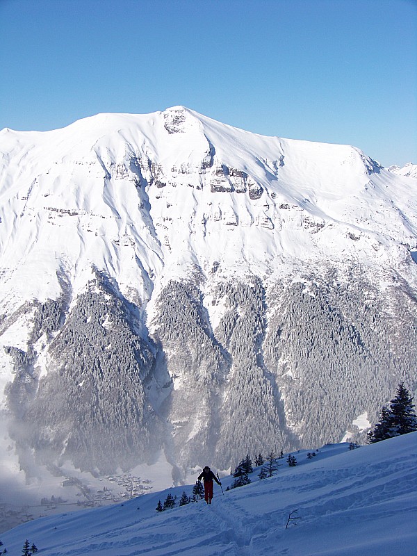 #1 Tête d Tête d'Armancette : Le solei nous nargue en illuminant le Mt Joly