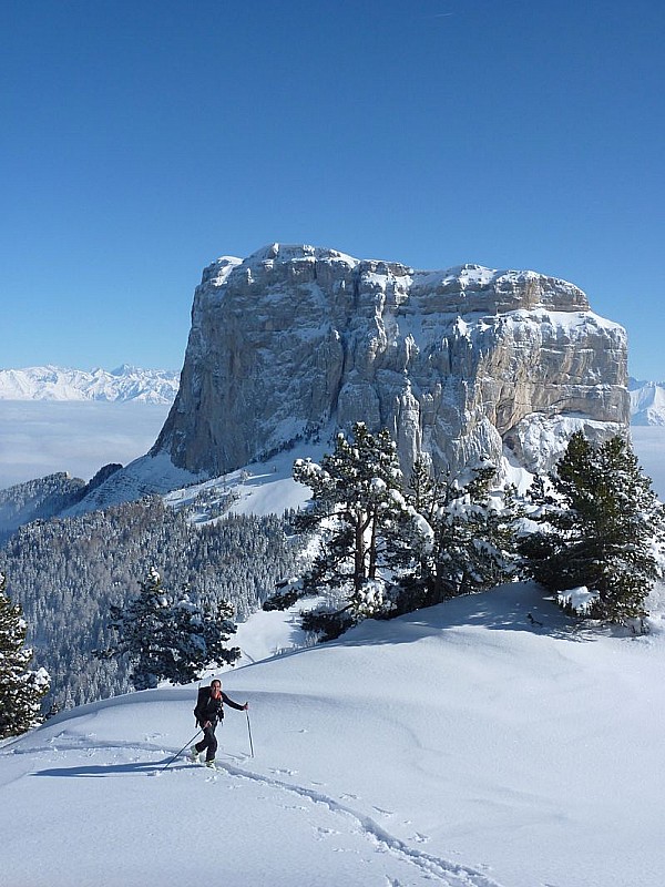 #1 Le maître des lieux : (le mont aiguille bien sûr !) Le maître des lieux : (le mont aiguille bien sûr !)