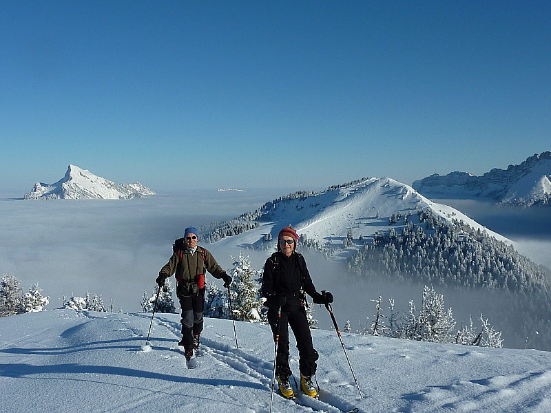 #3 Bec Charvet : Sommet du Bec. Au fond, 2ème objectif. Bec Charvet : Sommet du Bec. Au fond, 2ème objectif.