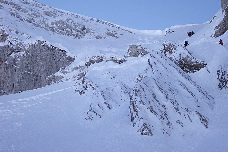 #5 La traversée : Le groupe croisé à la descente et la traversée qui se fait sans soucis. La traversée : Le groupe croisé à la descente et la traversée qui se fait sans soucis.