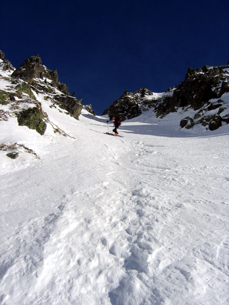 #4 Couloir : Moms enquille ! Il veut le sortir. Pas envie de revenir à Prabert tout de suite... Couloir : Moms enquille ! Il veut le sortir. Pas envie de revenir à Prabert tout de suite...