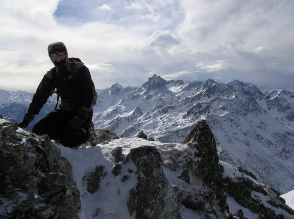 #1 Sommet : Anne-Cé au sommet avec la belle vue sur Belledonne Sud Sommet : Anne-Cé au sommet avec la belle vue sur Belledonne Sud