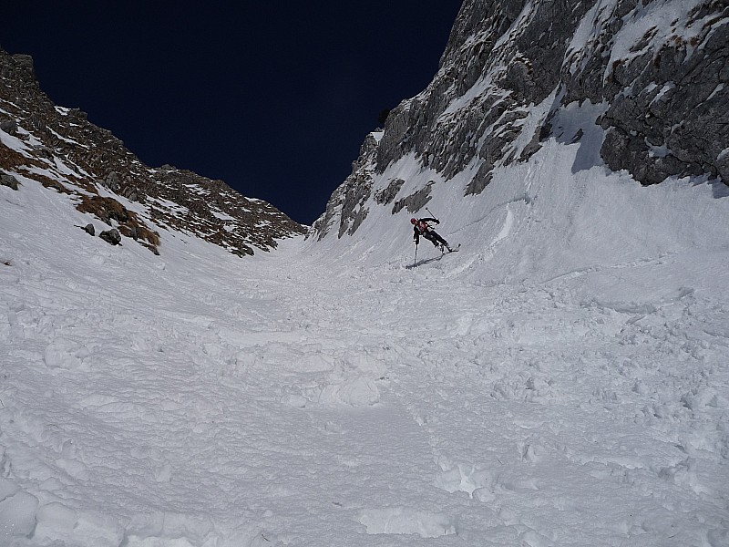 #10 descente : joel en plein virage descente : joel en plein virage