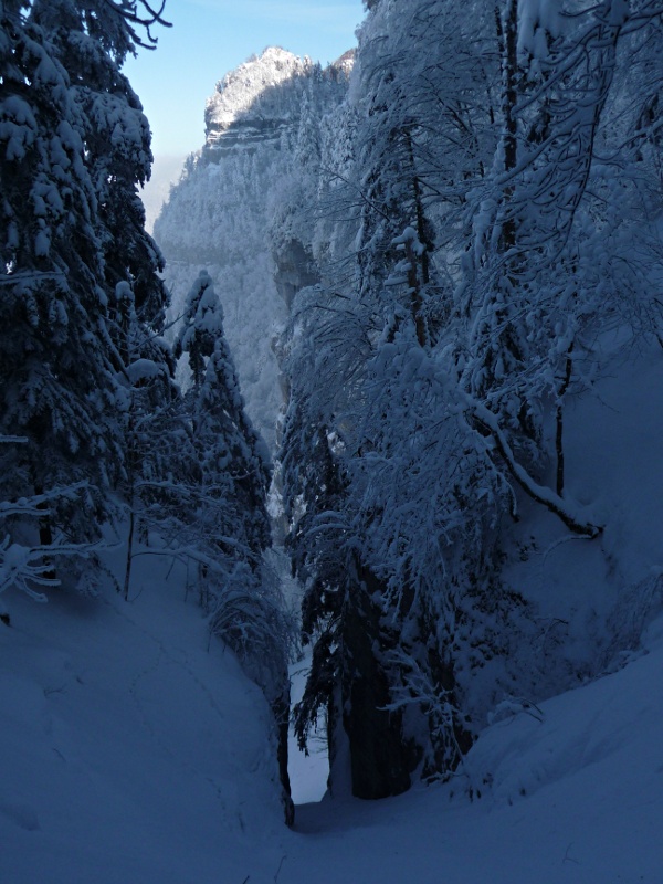 #7 Le canyon : Vers le bas du couloir Le canyon : Vers le bas du couloir