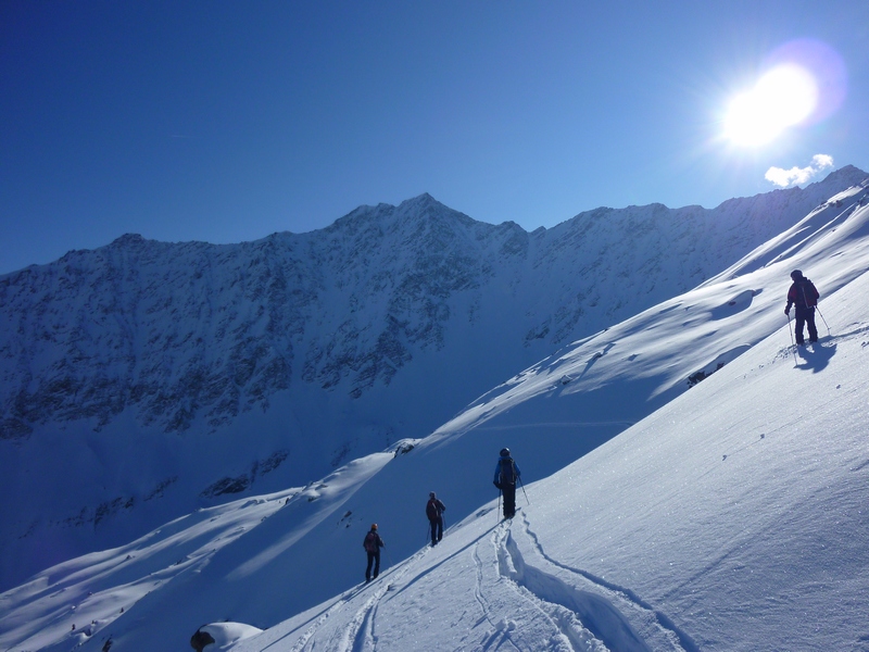 #20 Face E de l Face E de l'Epaisseur : encore une descente poudreuse devant les couloirs de la veille