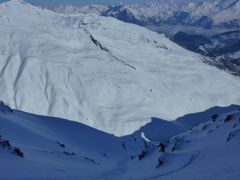 #8 Bart-S : envoie son front flip à mi-couloir Bart-S : envoie son front flip à mi-couloir