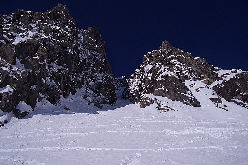 #1 Aux abords du couloir : Enfin, l Aux abords du couloir : Enfin, l'objectif se dévoile. Je chausserai les crabes au pied de l'éperon rive G