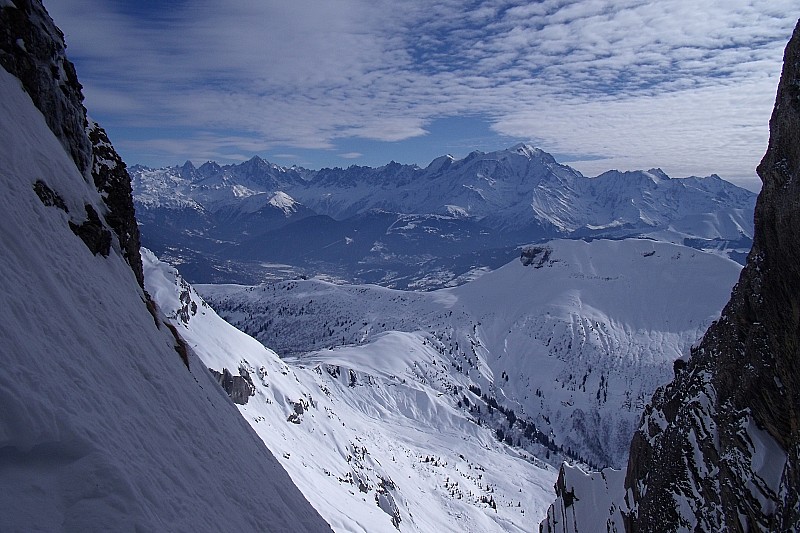 #4 Fond d Fond d'écran : Avec en toile de fond le massif du Mont-Blanc ! La classe!