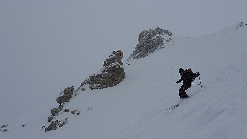 #4 PY attaque la descente : Sous le sommet de la Mayt PY attaque la descente : Sous le sommet de la Mayt