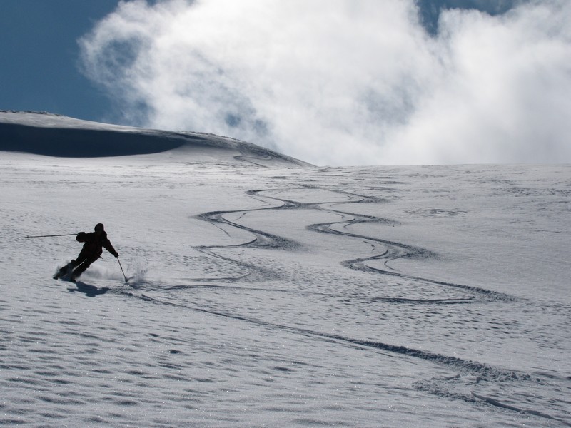 #5 Neige très bien conservée : Quelques virages pour ouvrir l Neige très bien conservée : Quelques virages pour ouvrir l'appétit.
