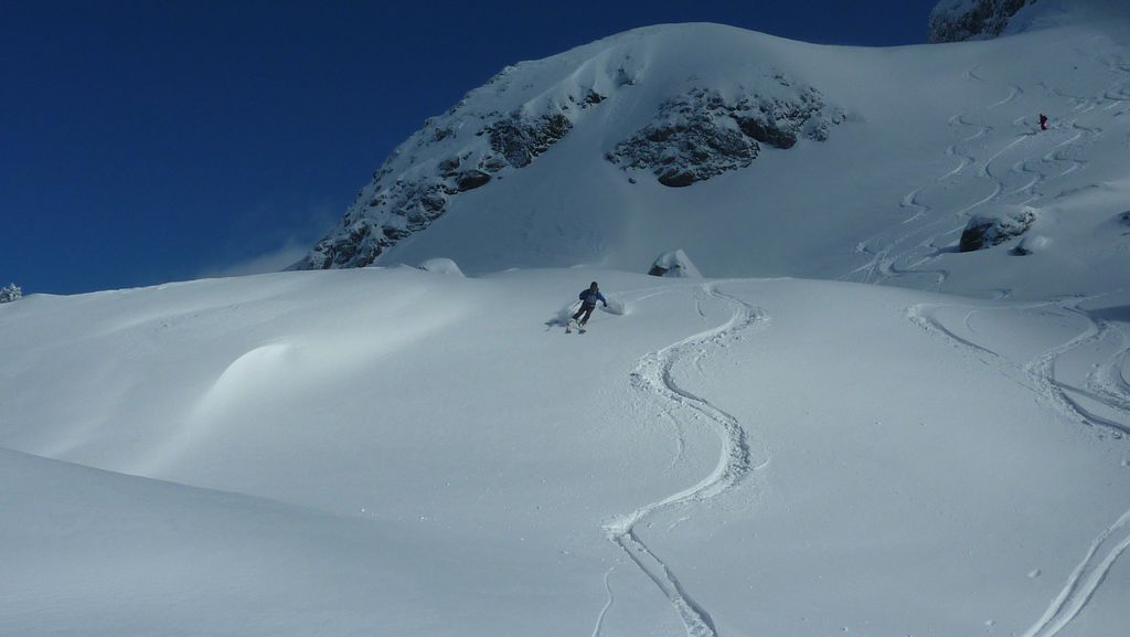 #6 Tomtom : bonne poudre dans la descente de la voie normale Tomtom : bonne poudre dans la descente de la voie normale