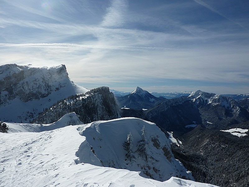 #2 Petit Som : Vue du sommet Petit Som : Vue du sommet