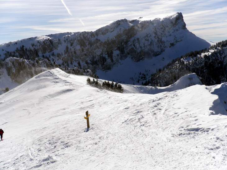 #2 Panorama sud : ça fume de partout, vite, à l Panorama sud : ça fume de partout, vite, à l'abri du couloir!