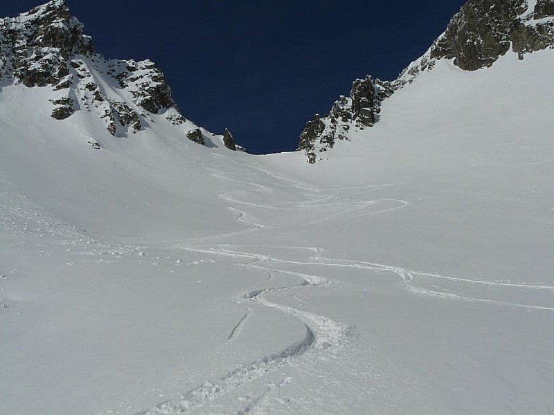 #2 Descente du col : Bonne poudreuse sous le col. Descente du col : Bonne poudreuse sous le col.