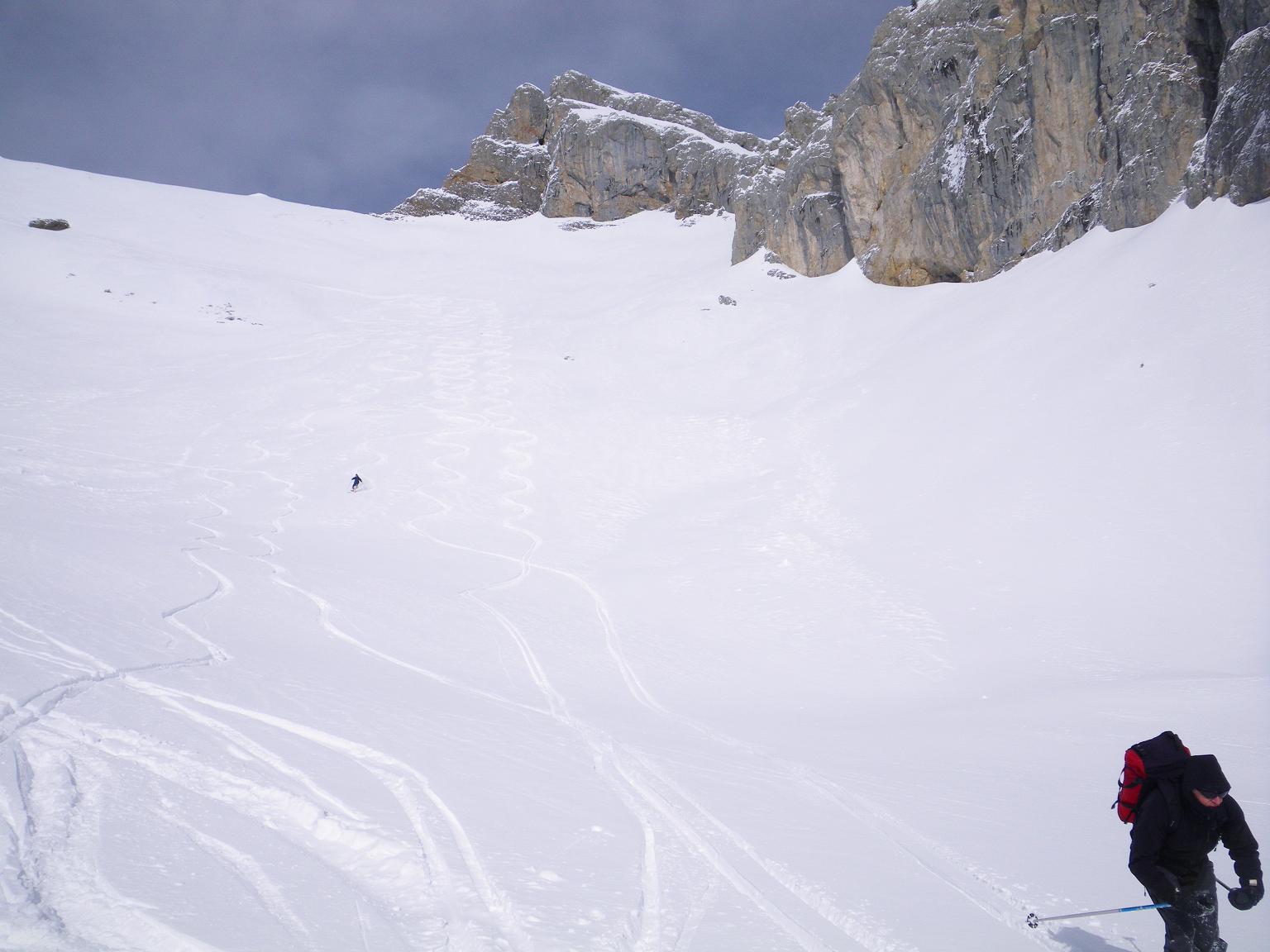 #3 boucle combe sauvage 21fev10 : Fredo tout schuss, Julo se prend pour un free rider mais reste à la traine... moi je prend les photo! boucle combe sauvage 21fev10 : Fredo tout schuss, Julo se prend pour un free rider mais reste à la traine... moi je prend les photo!