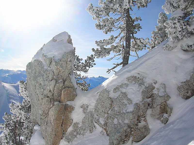 #4 Lances de Malissard : Séance contemplation, grand pic de Belledonne au fond. Lances de Malissard : Séance contemplation, grand pic de Belledonne au fond.
