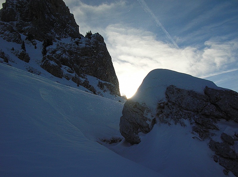 #1 Lances de Malissard : Le soleil arrive et le vent commence a se faire sentir. Lances de Malissard : Le soleil arrive et le vent commence a se faire sentir.