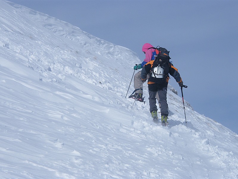 #4 venteux : Dernière conversion avant le sommet, y venteux : Dernière conversion avant le sommet, y'a du vent et il fait froid !!! (et plus certains sont un peu fatigués ...)