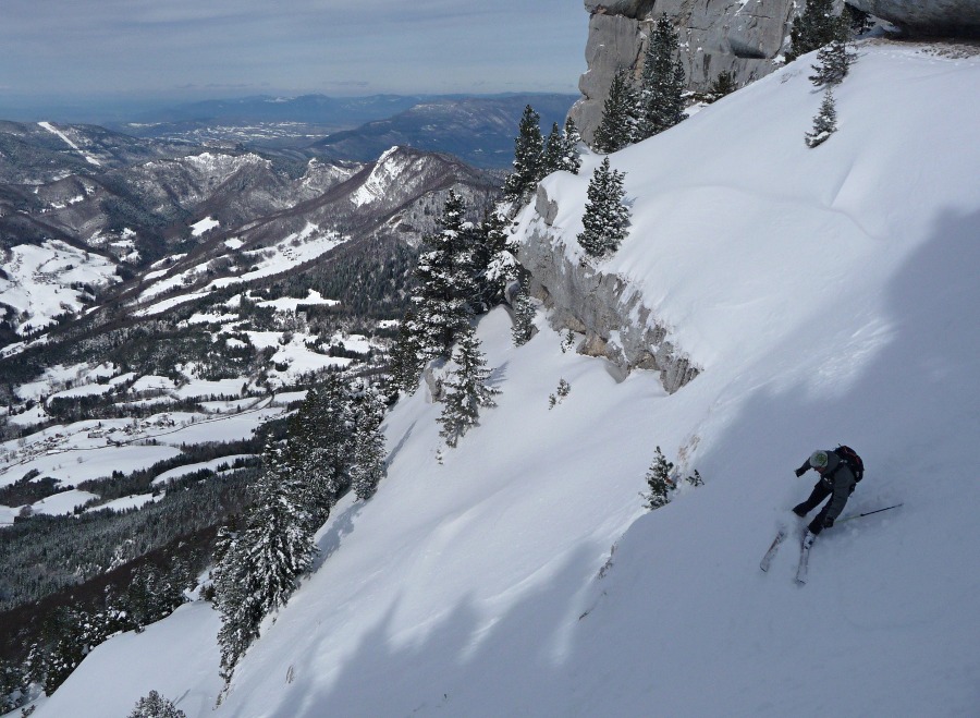 Tencovaz : Bon ski entre les barres