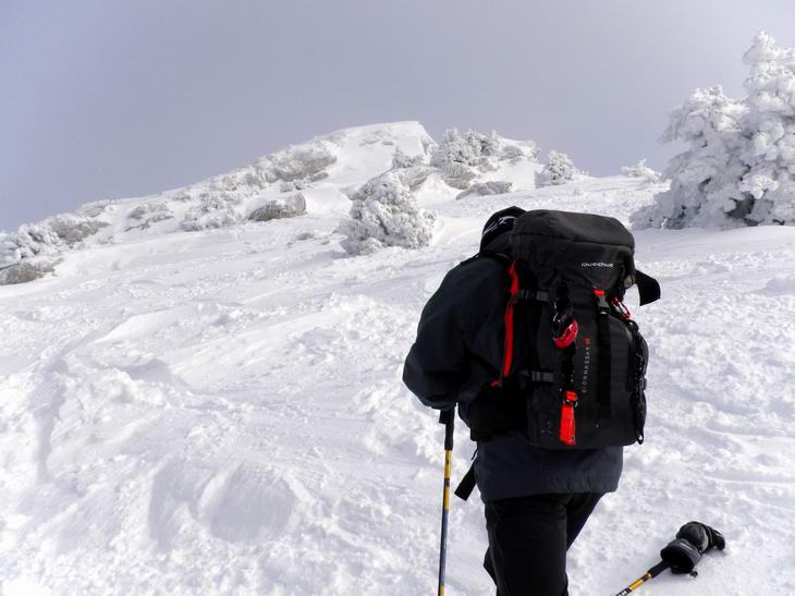 #12 Platrage : Sommet assez hivernal, ça burle là haut! Platrage : Sommet assez hivernal, ça burle là haut!