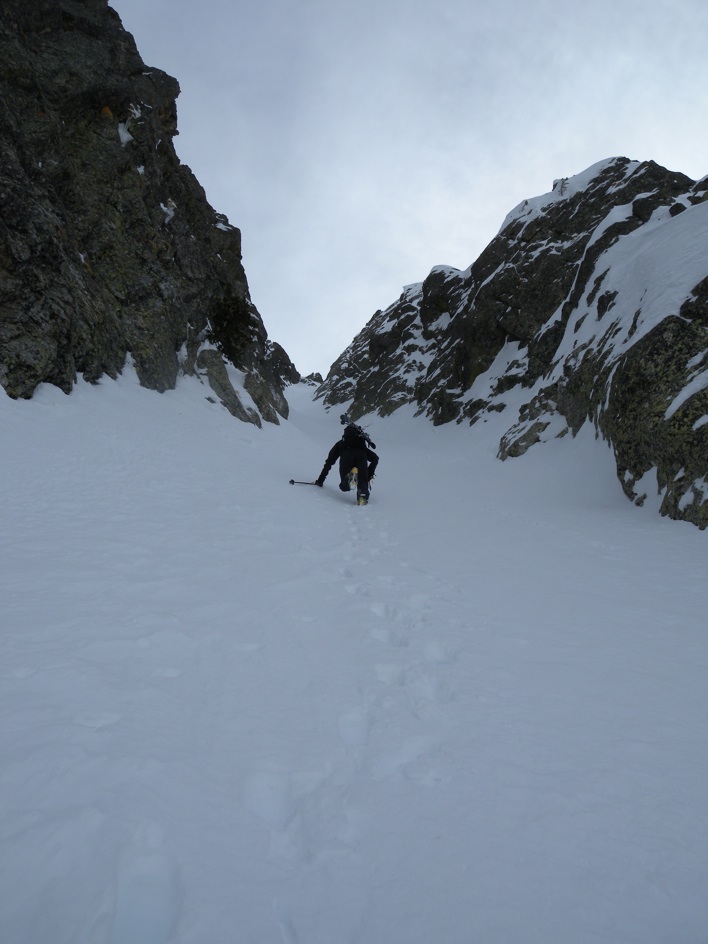 2ème couloir bien raide et en grosses conditions...