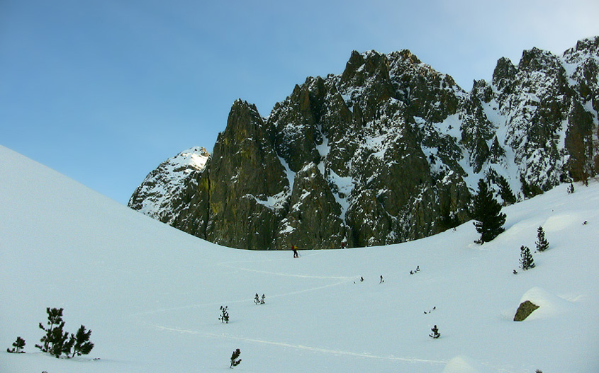 Montée sous le Cayre des Erps