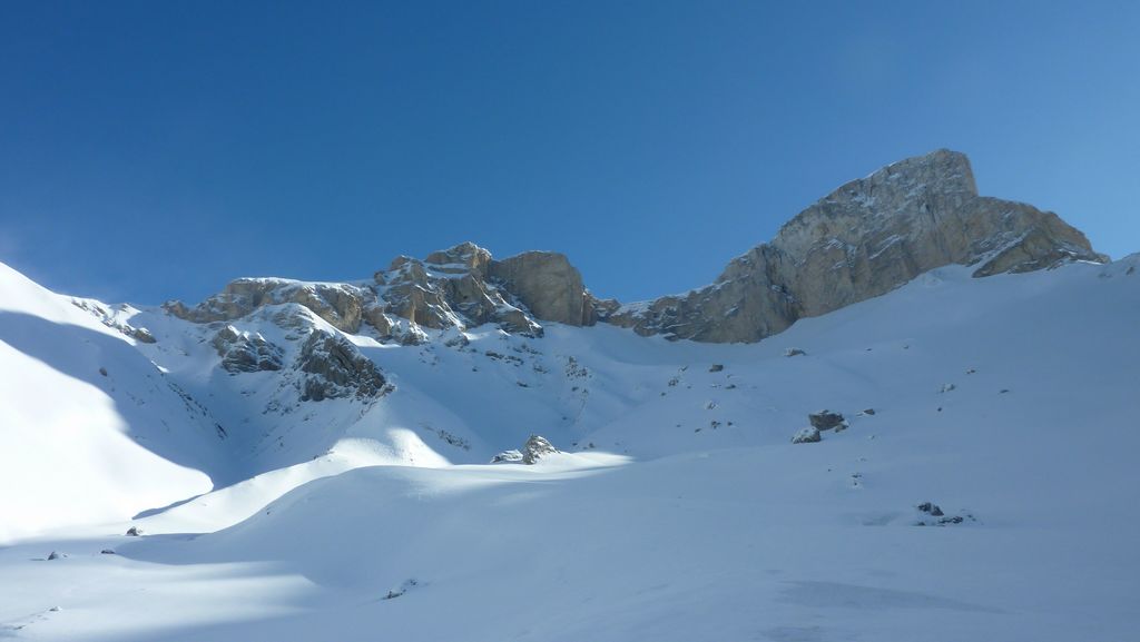 #1 Faces W : Tete de Plate Longue et Rocher Rond vus depuis le vallon de Fleyrard Faces W : Tete de Plate Longue et Rocher Rond vus depuis le vallon de Fleyrard
